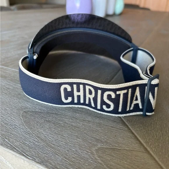 Christian Dior Visor - Picture 5 of 7